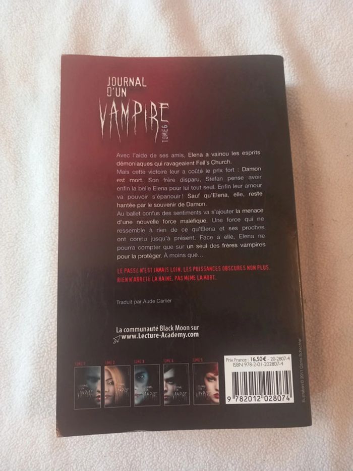 Livre journal d'un vampire tome 6 - photo numéro 2