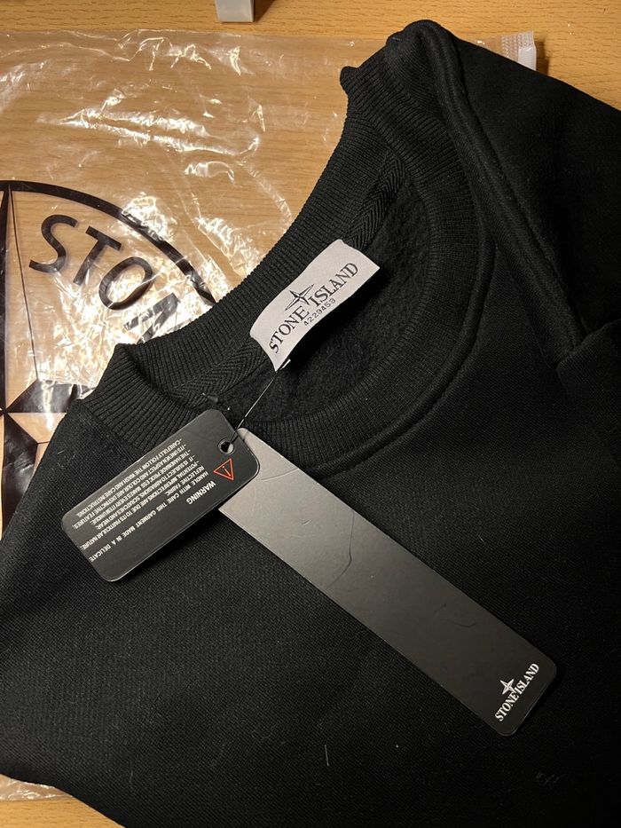 Pull chaud Stone Island - photo numéro 3