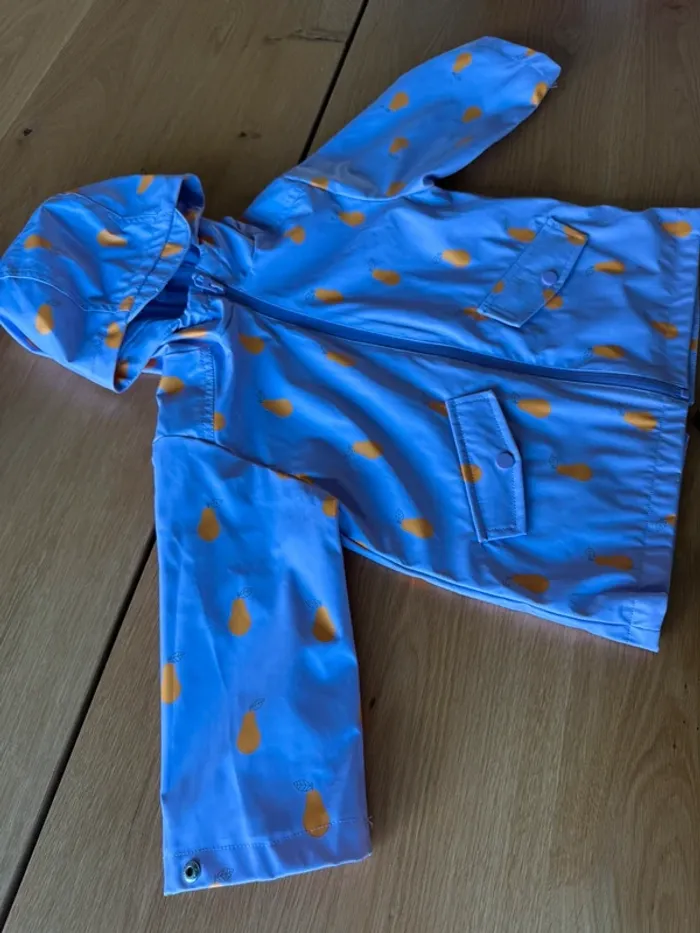 Veste imperméable chaude à capuche violet clair/lila/parme NEUVE - Taille 4 Ans - photo numéro 5