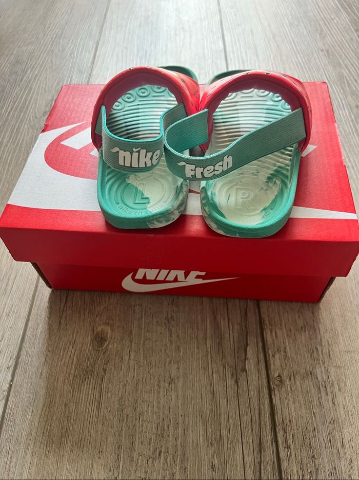 Claquettes Nike - photo numéro 2
