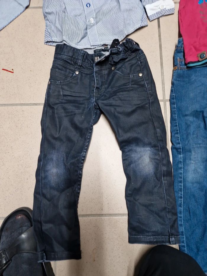 Lot vêtements garçon 4 ans - photo numéro 2