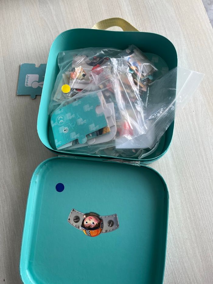 Valisette puzzle - photo numéro 2