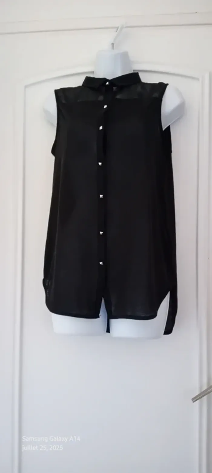 Blouse sans manches longue semi transparente bi matière avec boutons noire femme S h&m - photo numéro 5