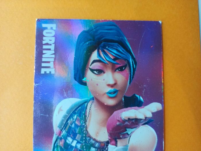 Carte panini Fortnite serie 1 Holo foil #236 sparkle specialist epic outfit - photo numéro 2