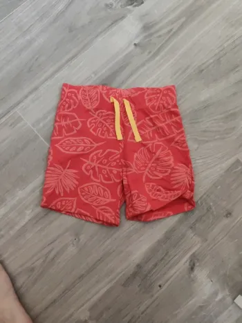Short feuilles