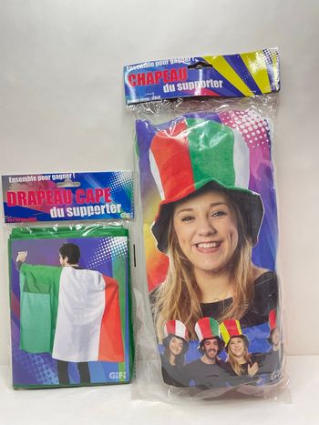 Drapeau et chapeau italie 
