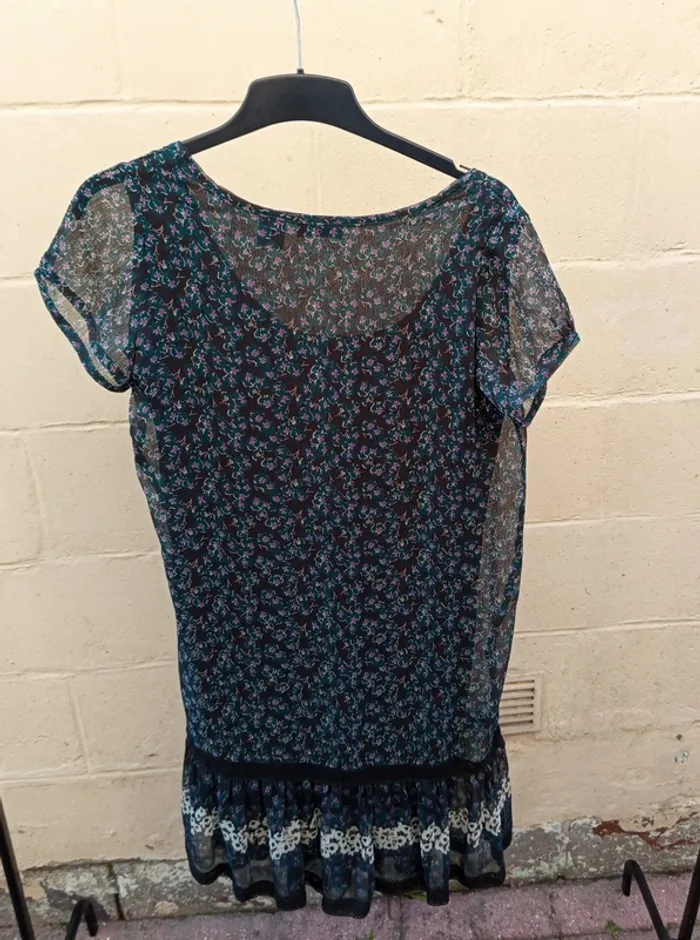 Jolie robe tunique à fleurs T36 - photo numéro 2