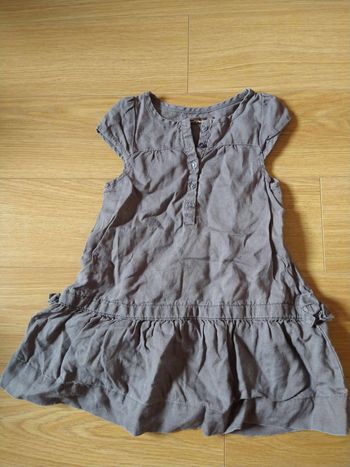 Robe taille 3 ans marque bout'chou en très bon état