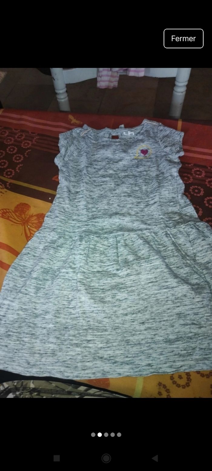 Très belle robe fille e79 - photo numéro 5