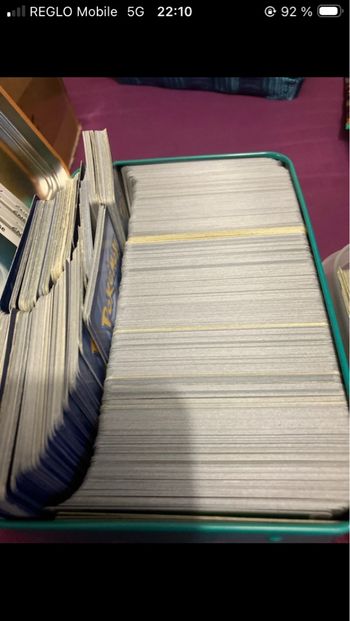 Lot de 200 cartes Pokémon 