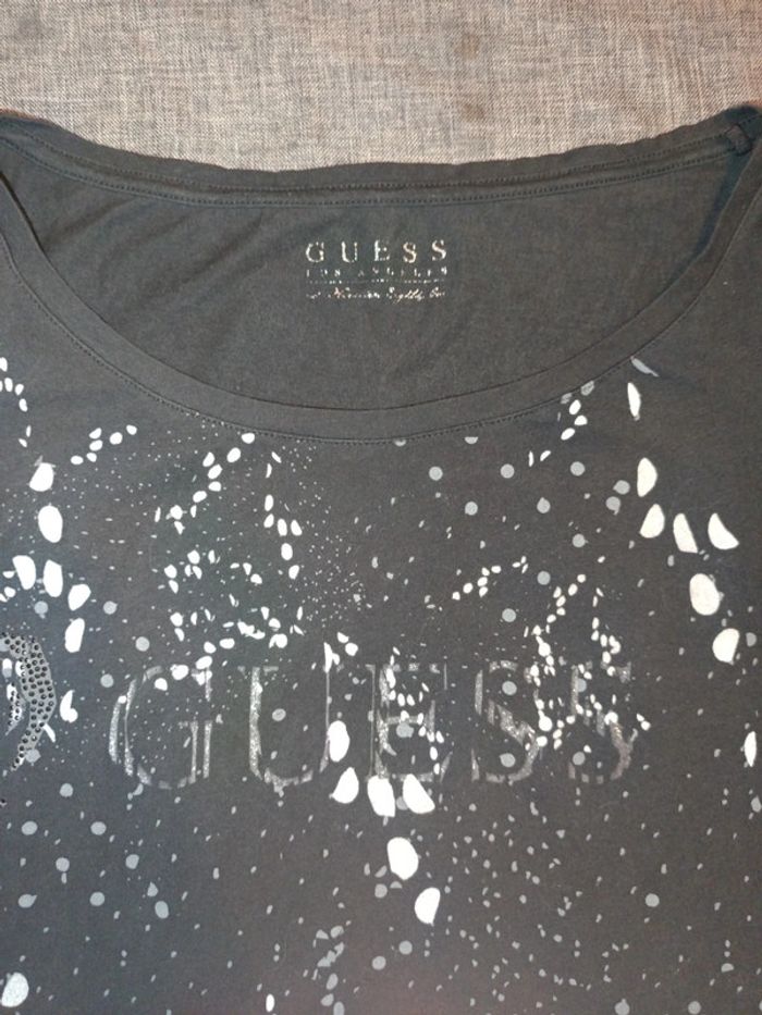 T shirt femme Guess taille M - photo numéro 7