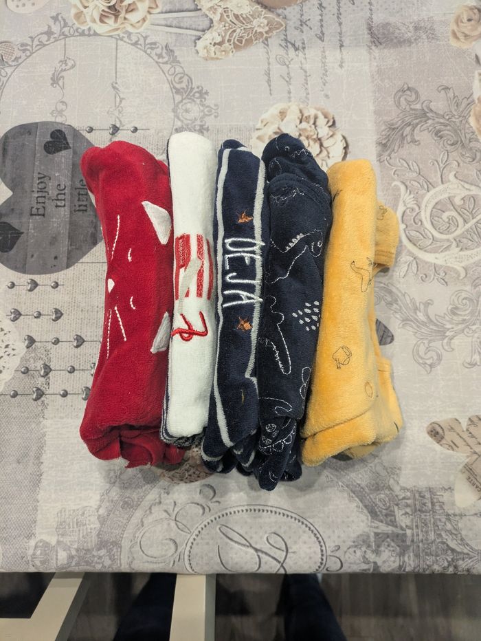 Lot vêtements naissance / 1  mois. - photo numéro 4