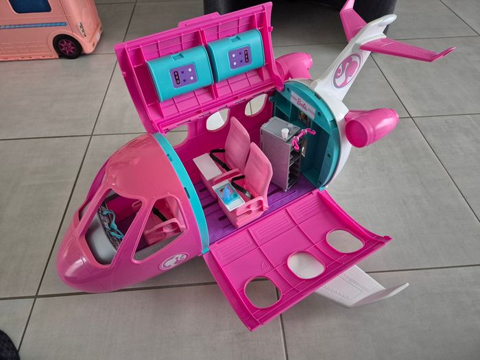 Avion de Barbie - photo numéro 2