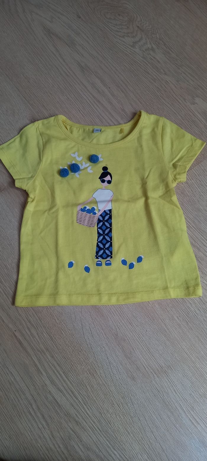 Short et tee shirt fille 3 ans - photo numéro 2