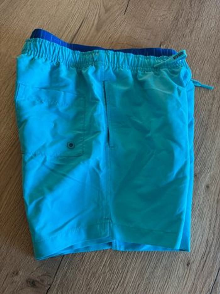 Short de bain Calvin Klein taille 10-12 ans comme neuf - photo numéro 13