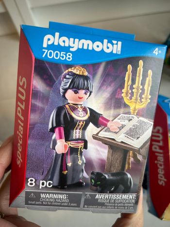 Magicienne et grimoire Playmobil Special Plus 70058