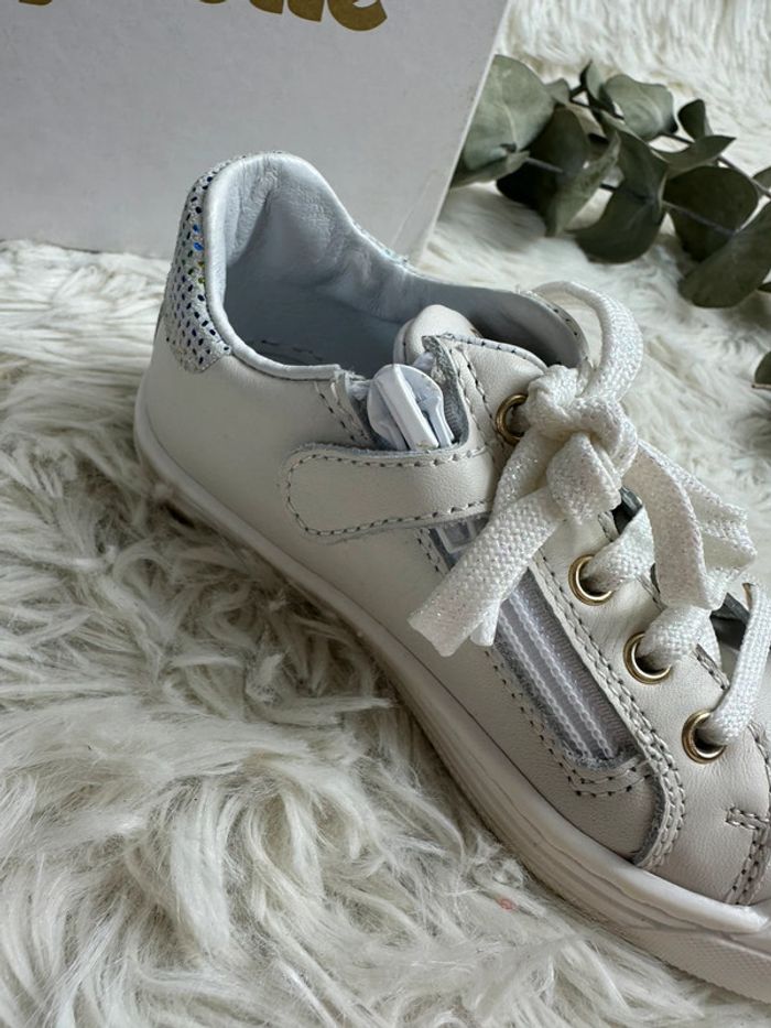 Paire de basket Babybotte taille 25 - photo numéro 4