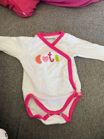 Lot de 5 bodies 1 mois