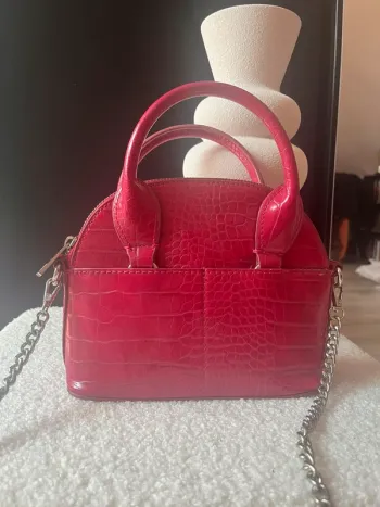 petit sac a mains rose à bandoulière zara