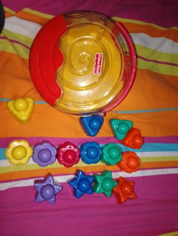 Coquille d'escargot Fisher Price trieur de forme