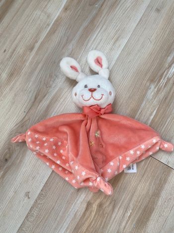 Doudou lapin rose étoile et ruban