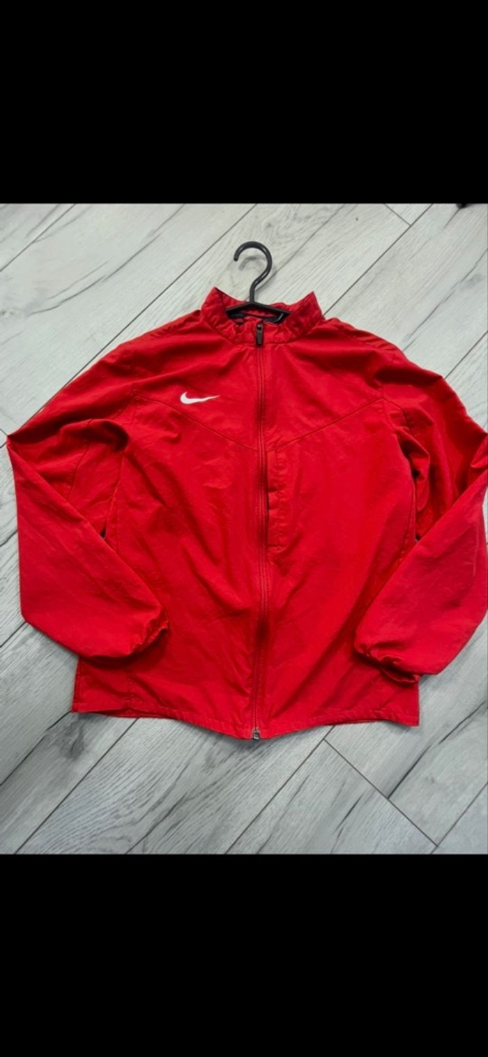 Veste enfant Nike rouge - Taille M - photo numéro 4