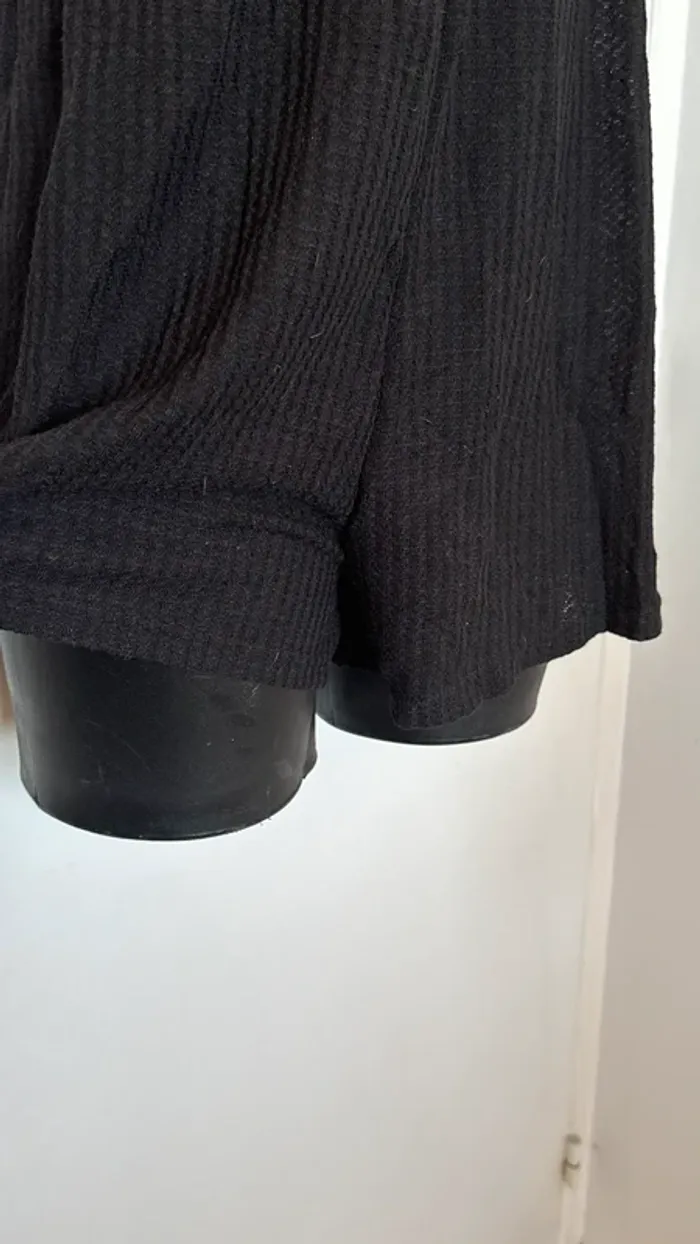 Joli combi short noire gaufrée 36 Shein - photo numéro 4