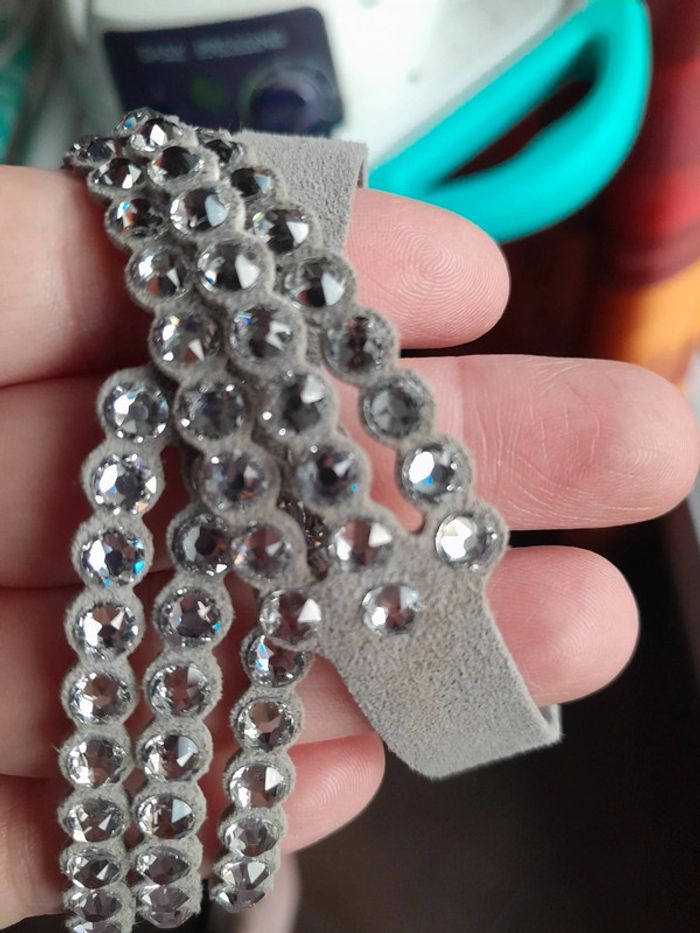 Bracelet gris Swarovski - photo numéro 2