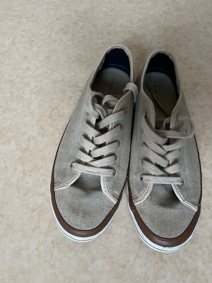 Basket homme tommy Hilfiger marron 40 en très bon état - photo numéro 2