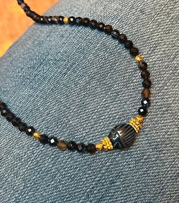 Collier amulette scarabée Onyx et Agate noirs