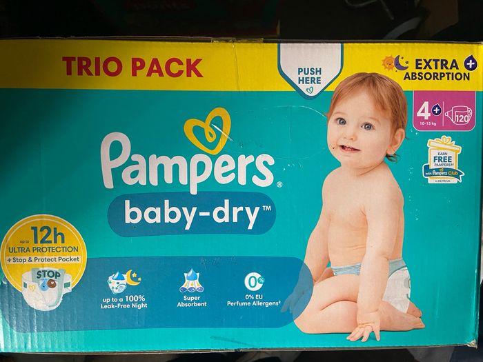 couches Pampers baby dry T4+