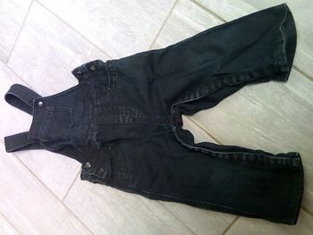 Salopette garçon marque Kiabi taille 18 mois