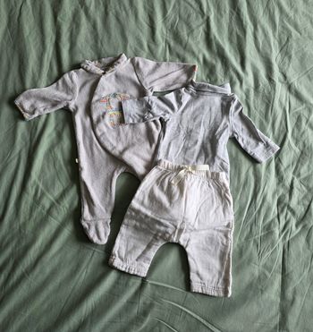 ​Kiabi Obaïbi Lot Pyjama Pantalon Sous-pull Très bon état 1 mois