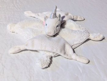 Licorne Doudou Corne Oreilles Pailletés Robe Molletonnée Pois Argentés Peluche Petits Enfants Bébés