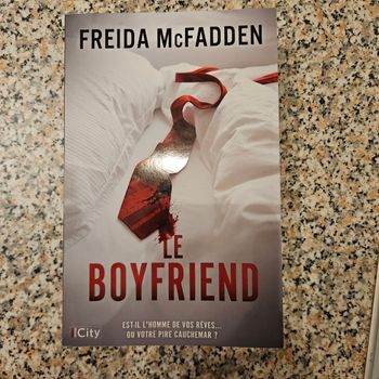 Livre le Boyfriend de Freida Mcfadden