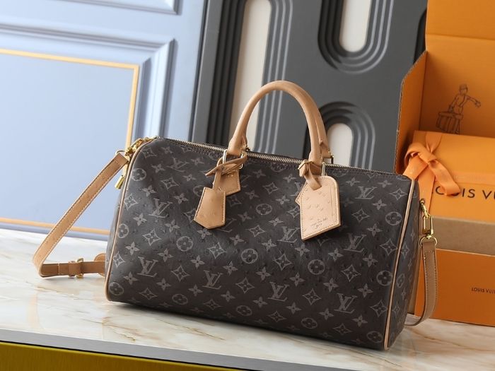 Louis Vuitton  Speedy  Bandoulière 40 Monogram Leather