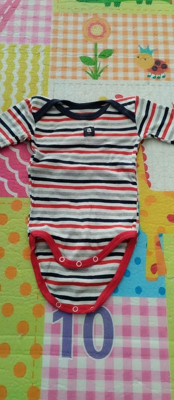 Body bébé garçon 1 mois