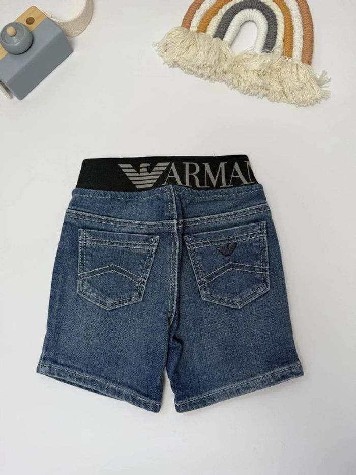 Short Armani baby en jeans taille 6 mois bébé garçon comme neuf - photo numéro 3