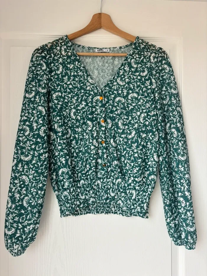 Blouse verte / blanche