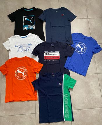 Lot de 7 t-shirts taille 10 ans
