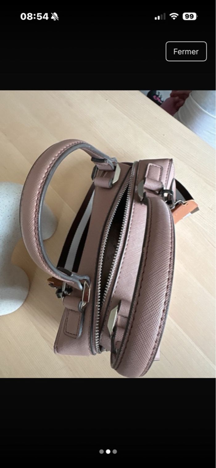 Sac à main steve madden. sac à main structuré de style "mini bag" ou "box bag" - photo numéro 2