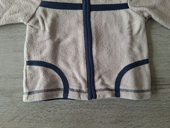 🌷N°6🌷Veste polaire à capuche - 6 Mois🌷 - photo numéro 4
