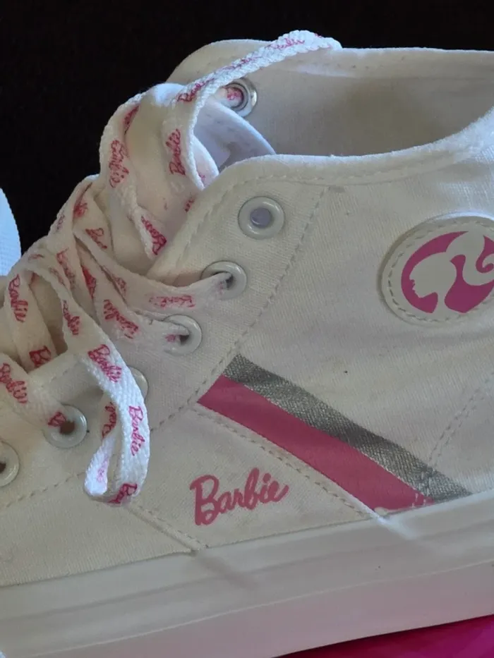 Basket montantes à lacets barbie - photo numéro 5