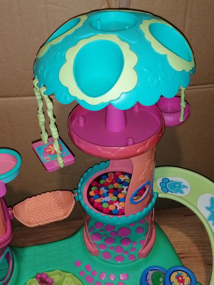 Maison Pet Shop + 11 figurines - photo numéro 5