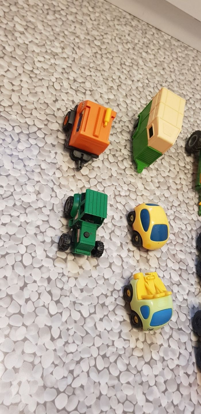 Lot jouets - photo numéro 4