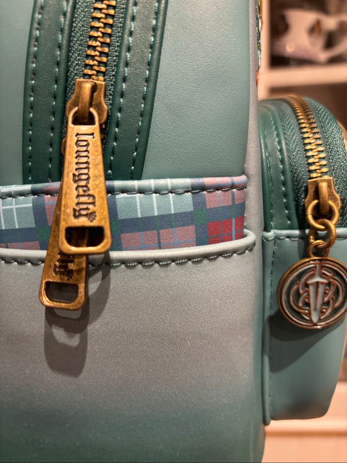 Loungefly rebelle  Disney - photo numéro 7