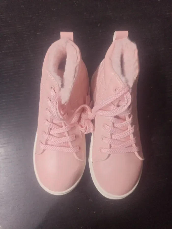 Basket fourrée rose taille 29 - photo numéro 2