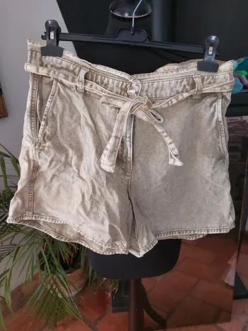 Short taille haute