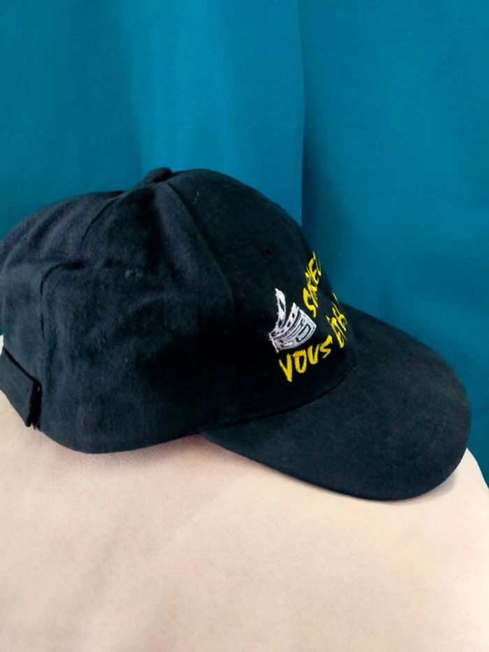 Casquette noire : Souriez vous êtes filmés – Taille 58 - photo numéro 3
