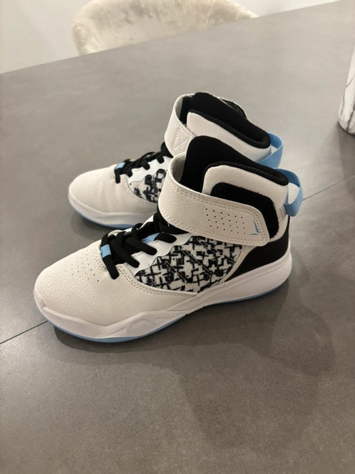 Chaussures de basket - photo numéro 2